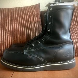 Thorogood 8” steel toe Moc toe size 13